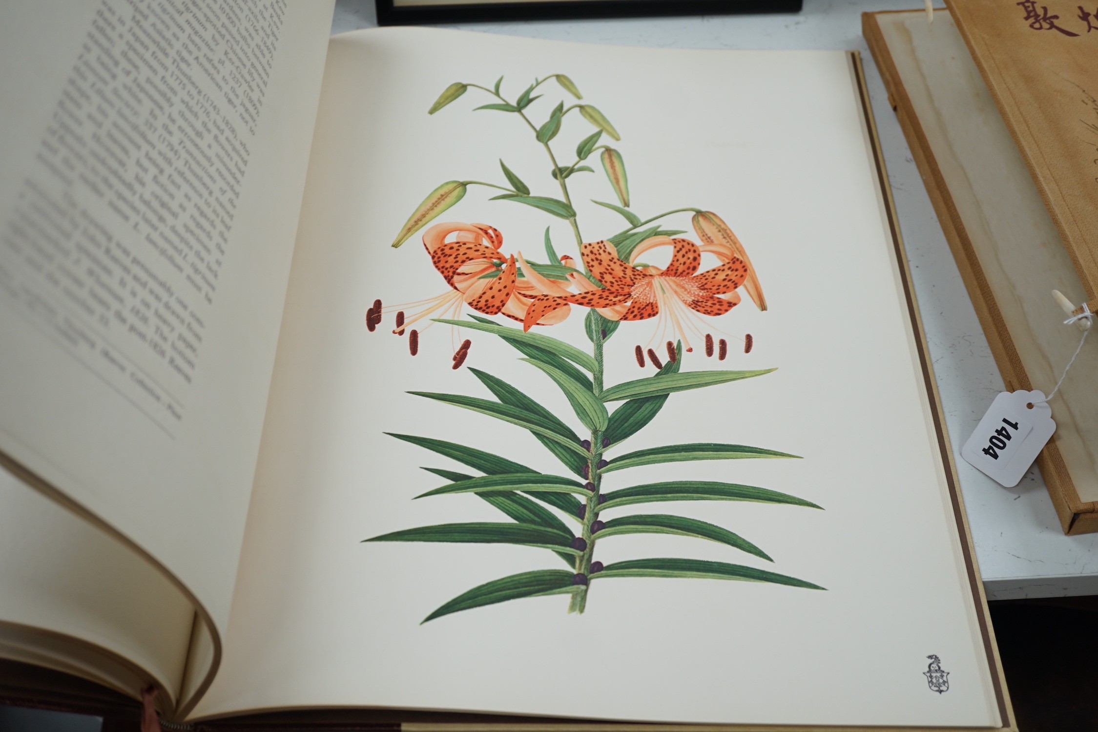 Chinese Natural History Drawings selected from the Reeves collection in the British Museum Ltd edition of 400, P J P Whitehead and P J Edwards